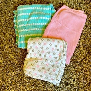 Swaddle/blanket/muslin bundle